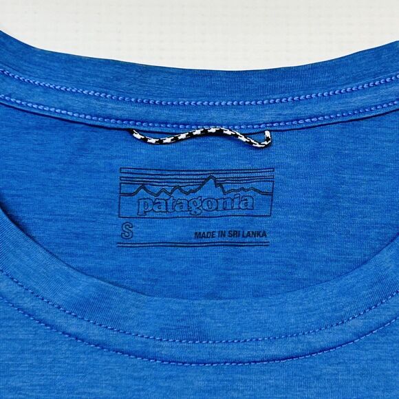 Patagonia Shirt Womens Small Blue Moisture Wicking Tee Shirt Trail Run - Picture 7 of 8